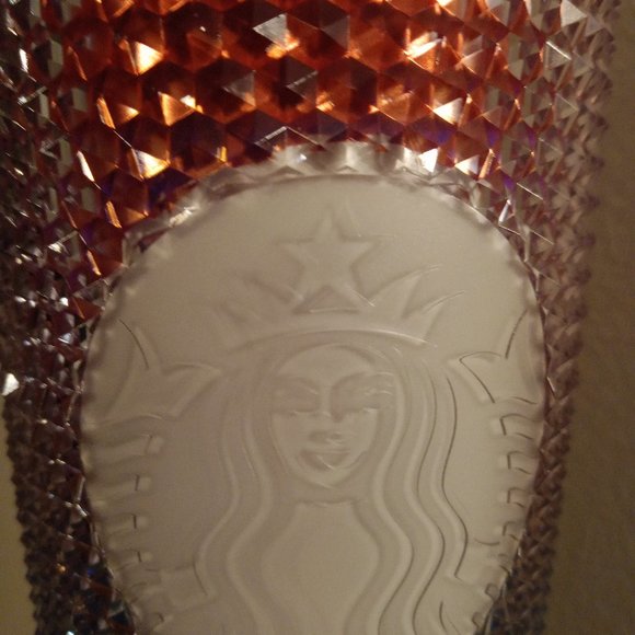 NWT Starbucks Tumbler Rainbow Pride 2020 24oz/710ml - Picture 3 of 5